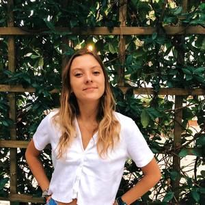 Meet your Posher, Cassi